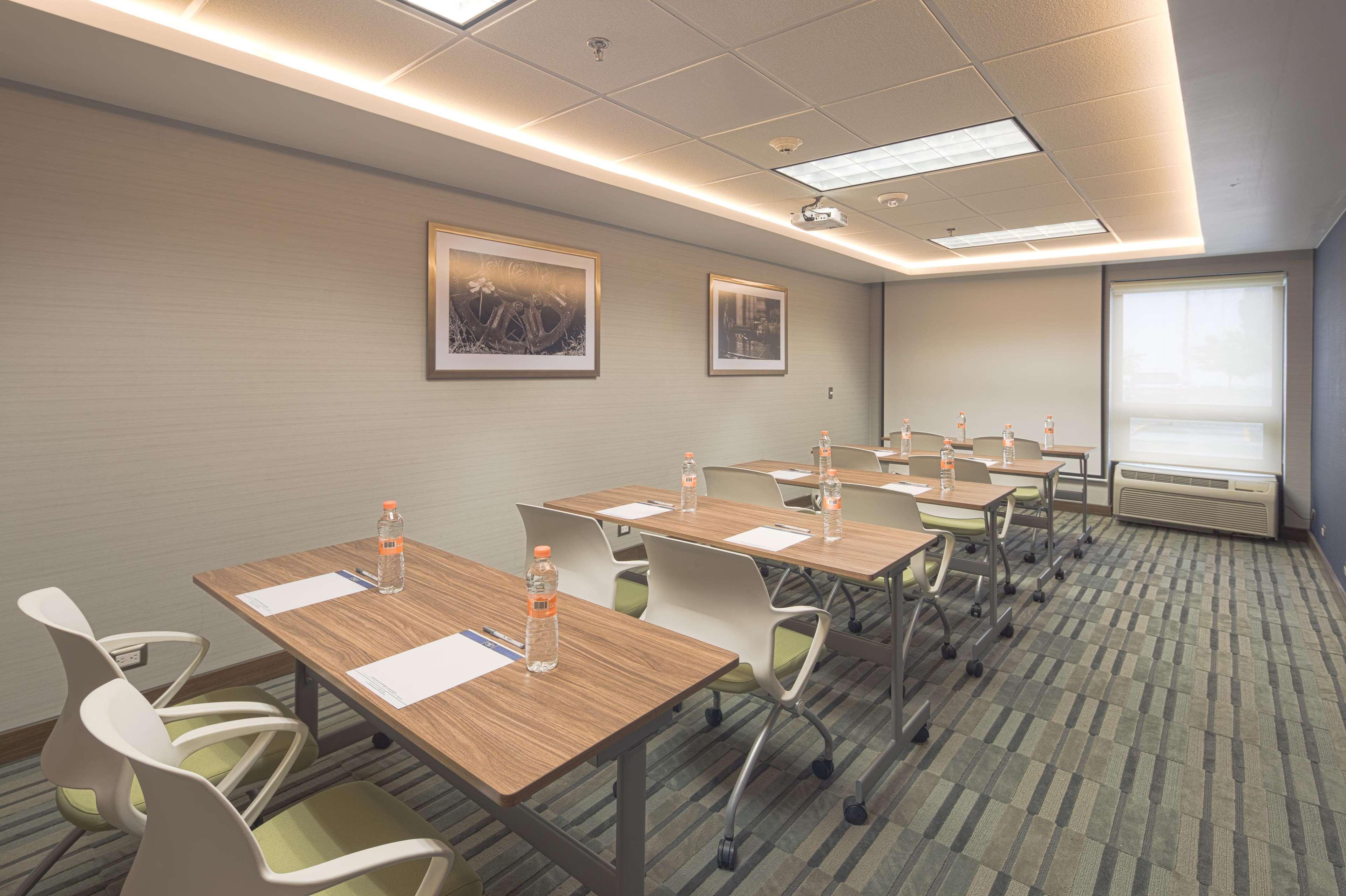 Hampton By Hilton Monterrey Galerias Obispado Екстер'єр фото