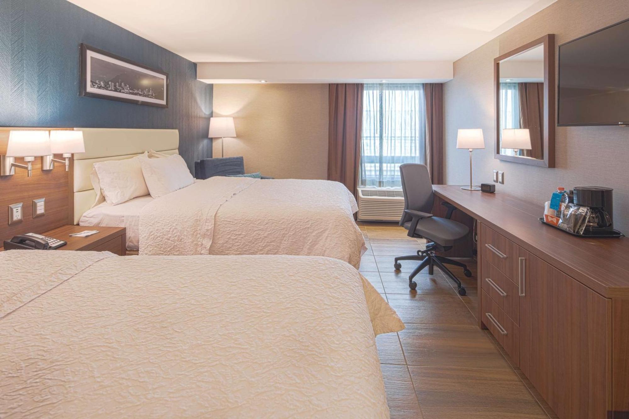 Hampton By Hilton Monterrey Galerias Obispado Екстер'єр фото