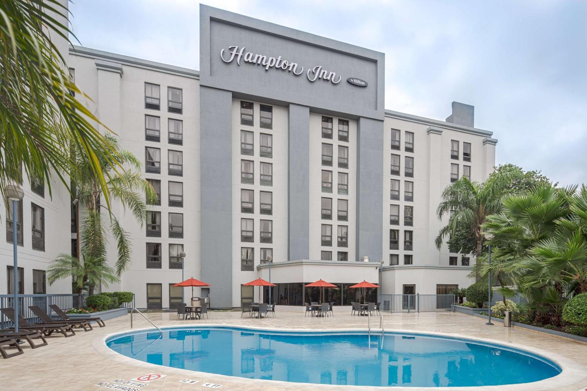 Hampton By Hilton Monterrey Galerias Obispado Екстер'єр фото