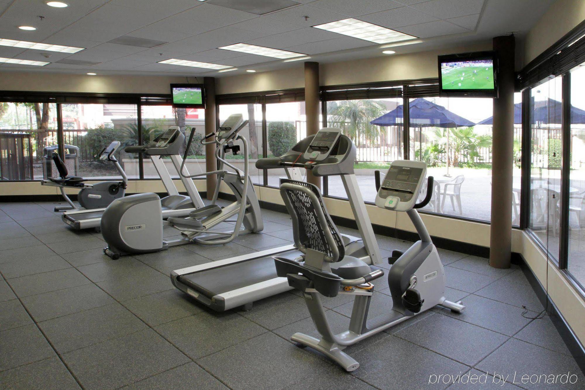 Hampton By Hilton Monterrey Galerias Obispado Екстер'єр фото